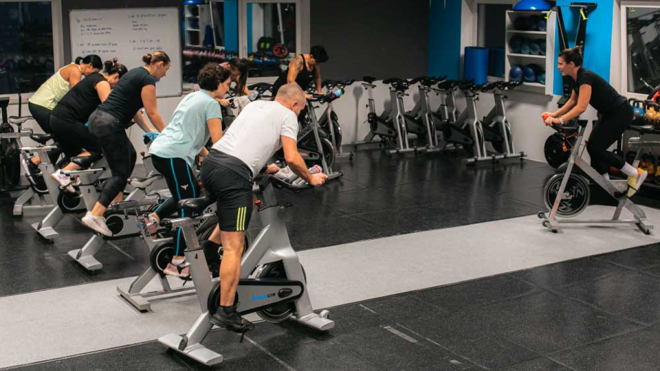 spinning-pozimi-naslovna