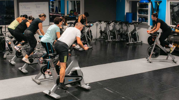 spinning-pozimi-naslovna