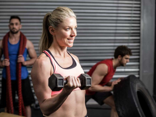 kolikokrat-na-teden-v-fitnes-naslovna